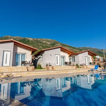 Llano Lodge
